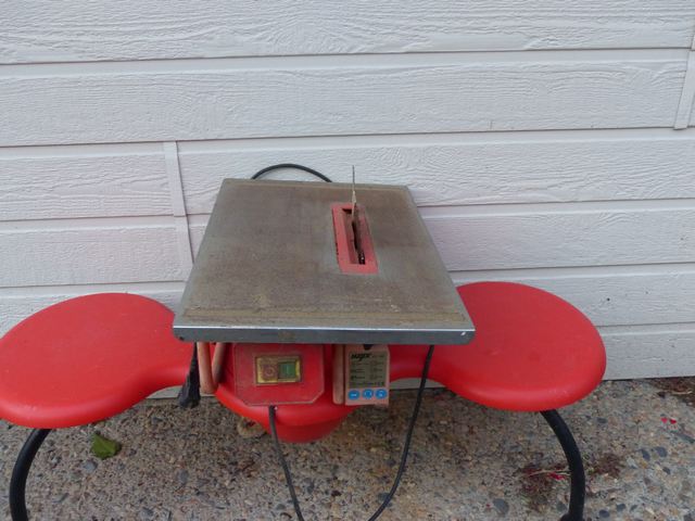 scie table